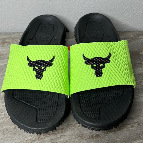 Under Armour UA Project Rock Slides 2.0 Volt Green Black Michelin Gripper 7 - Picture 1 of 9